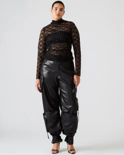 Baylee Top Black