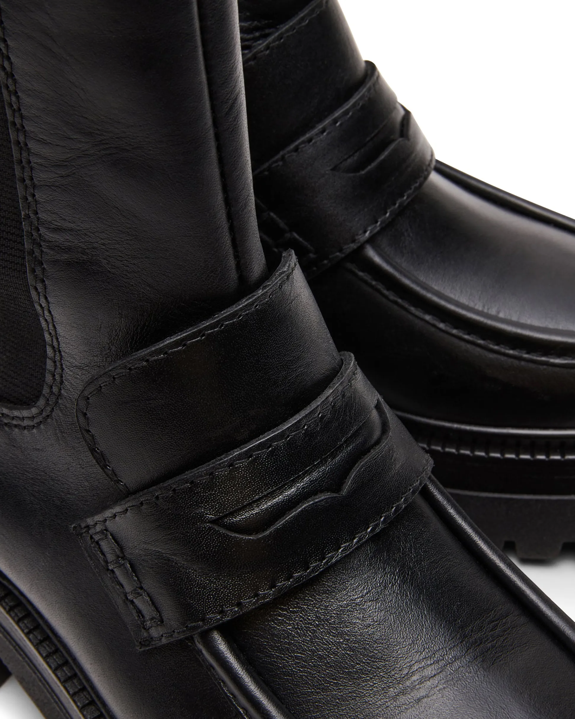 Conway Black Leather