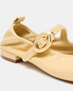 Daffia Butter Leather