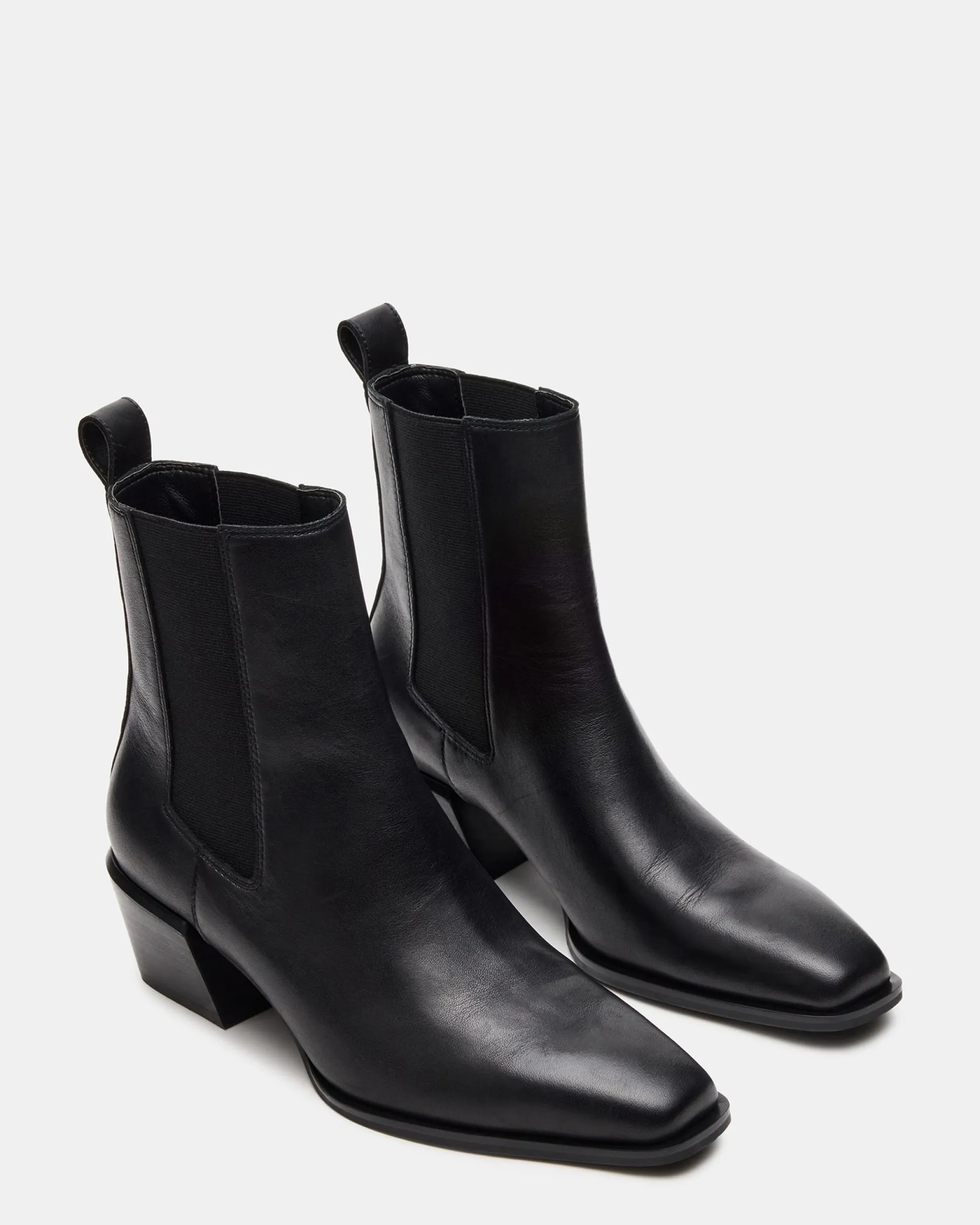 Daxen Black Leather