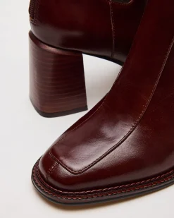 Downtown Brown Leather