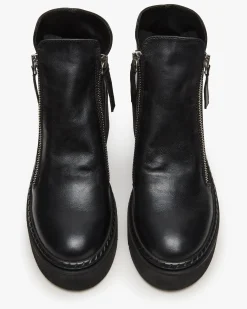 Drift Black Leather