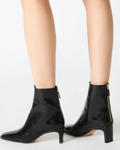 Jamiyah Black Leather