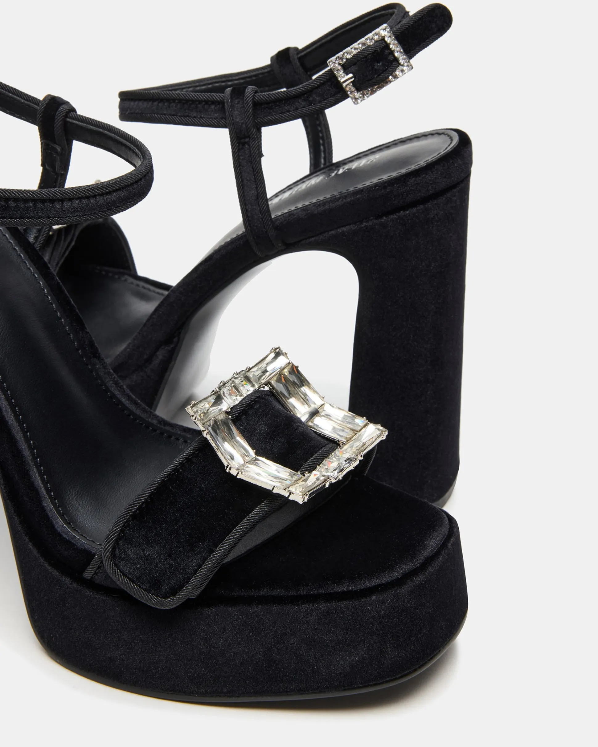 Liandra Buckle Black Velvet