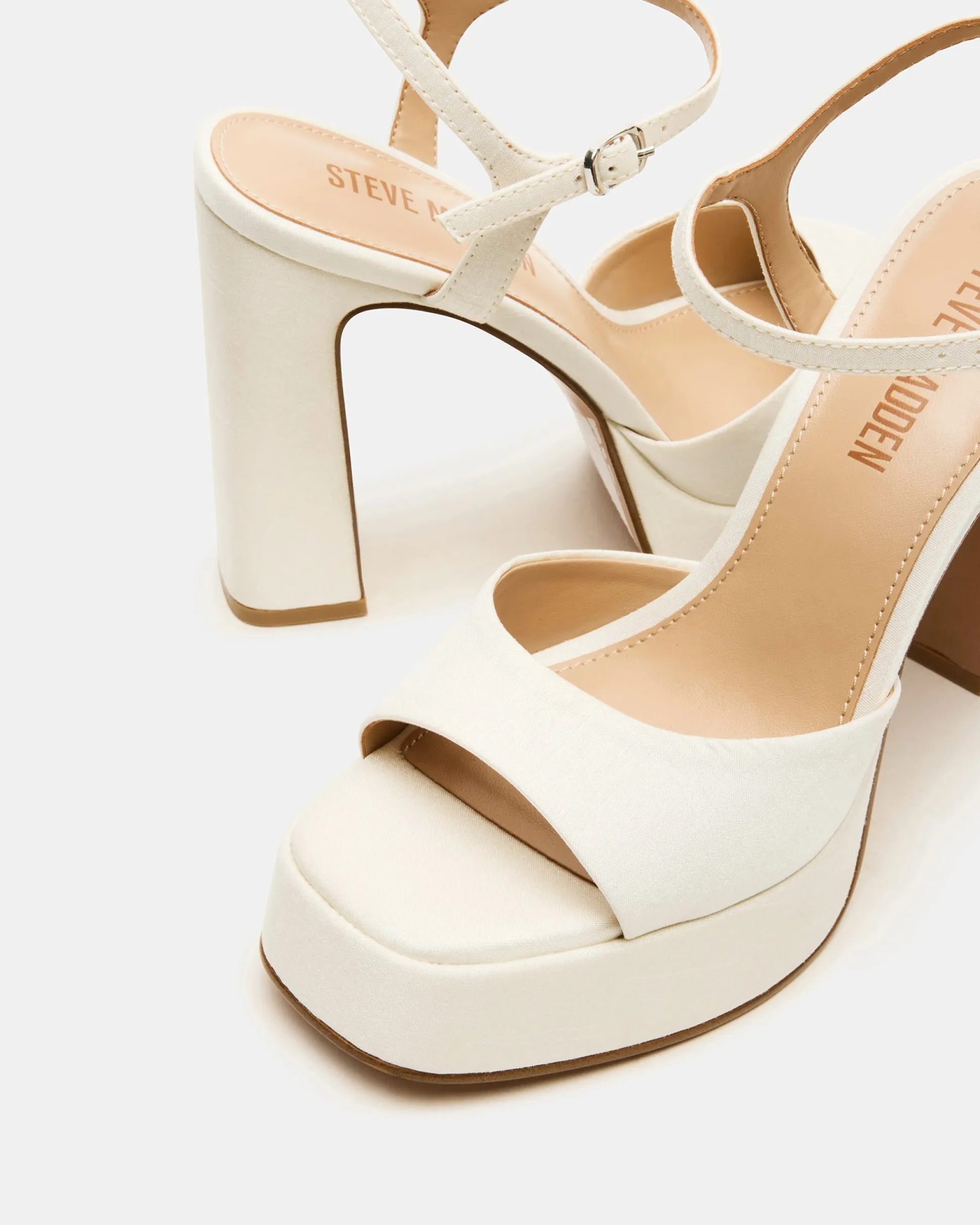 Liandra Ivory Satin