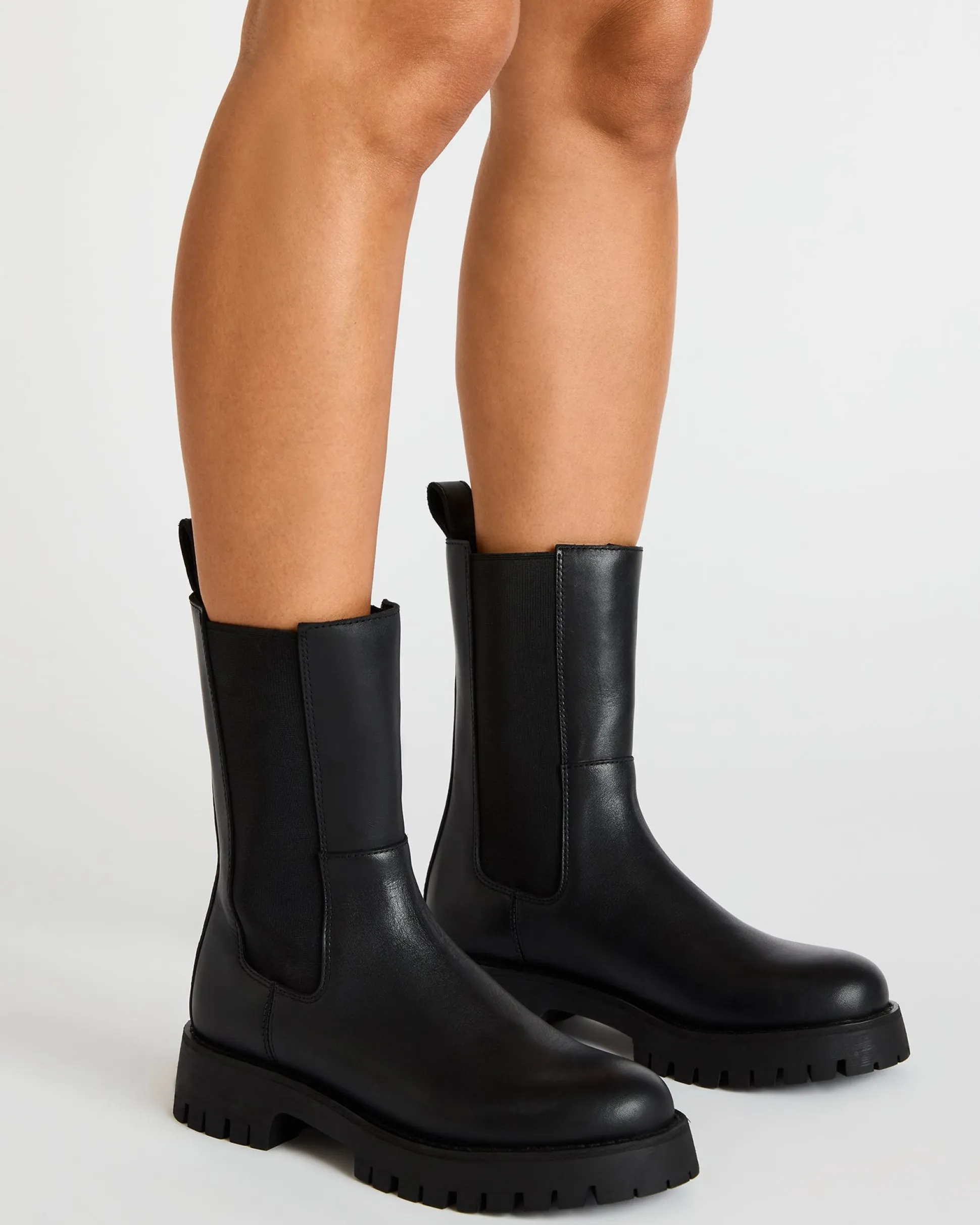 Lowa Black Leather