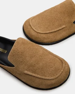 Lucio Tan Suede