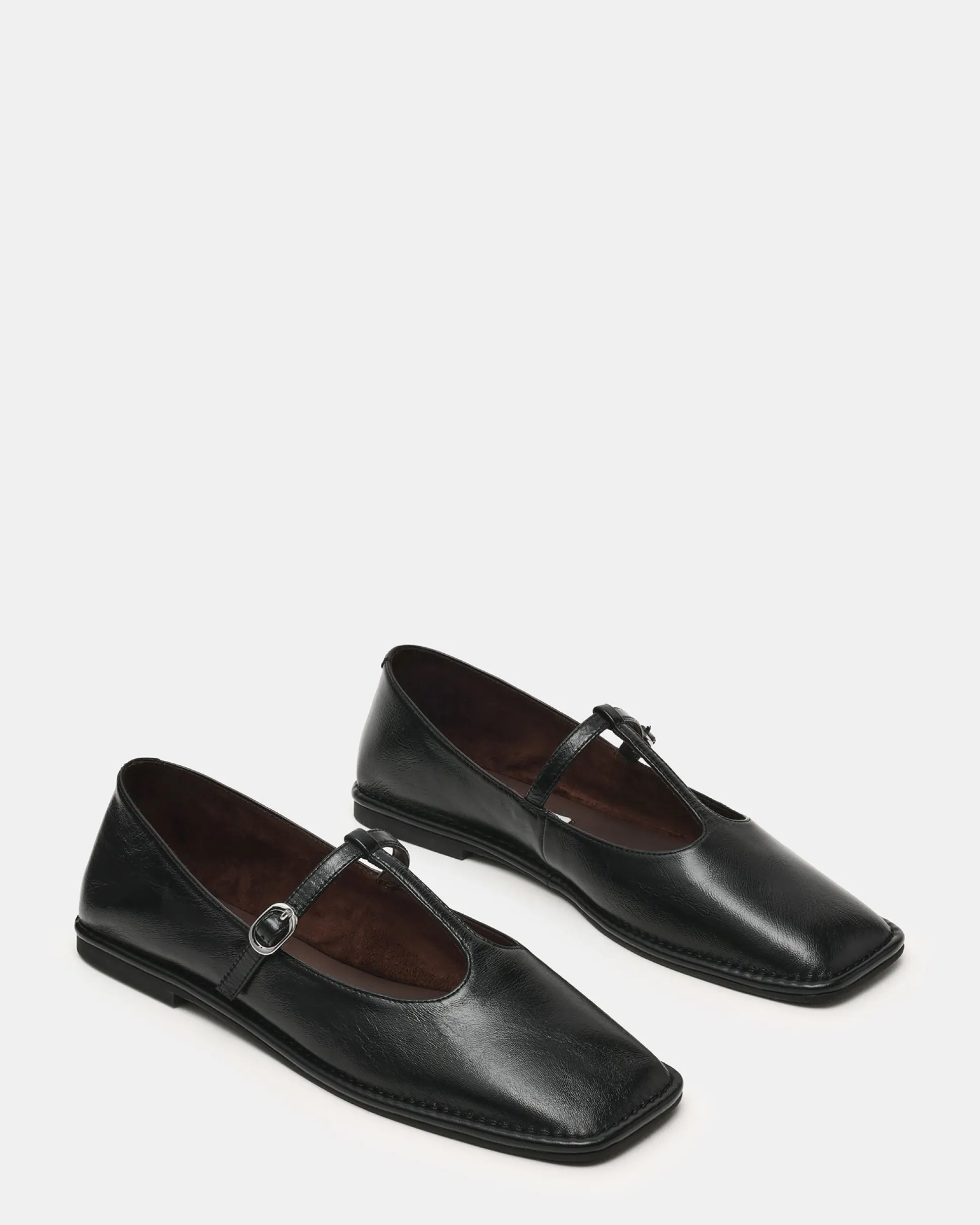 Macbeth Black Leather