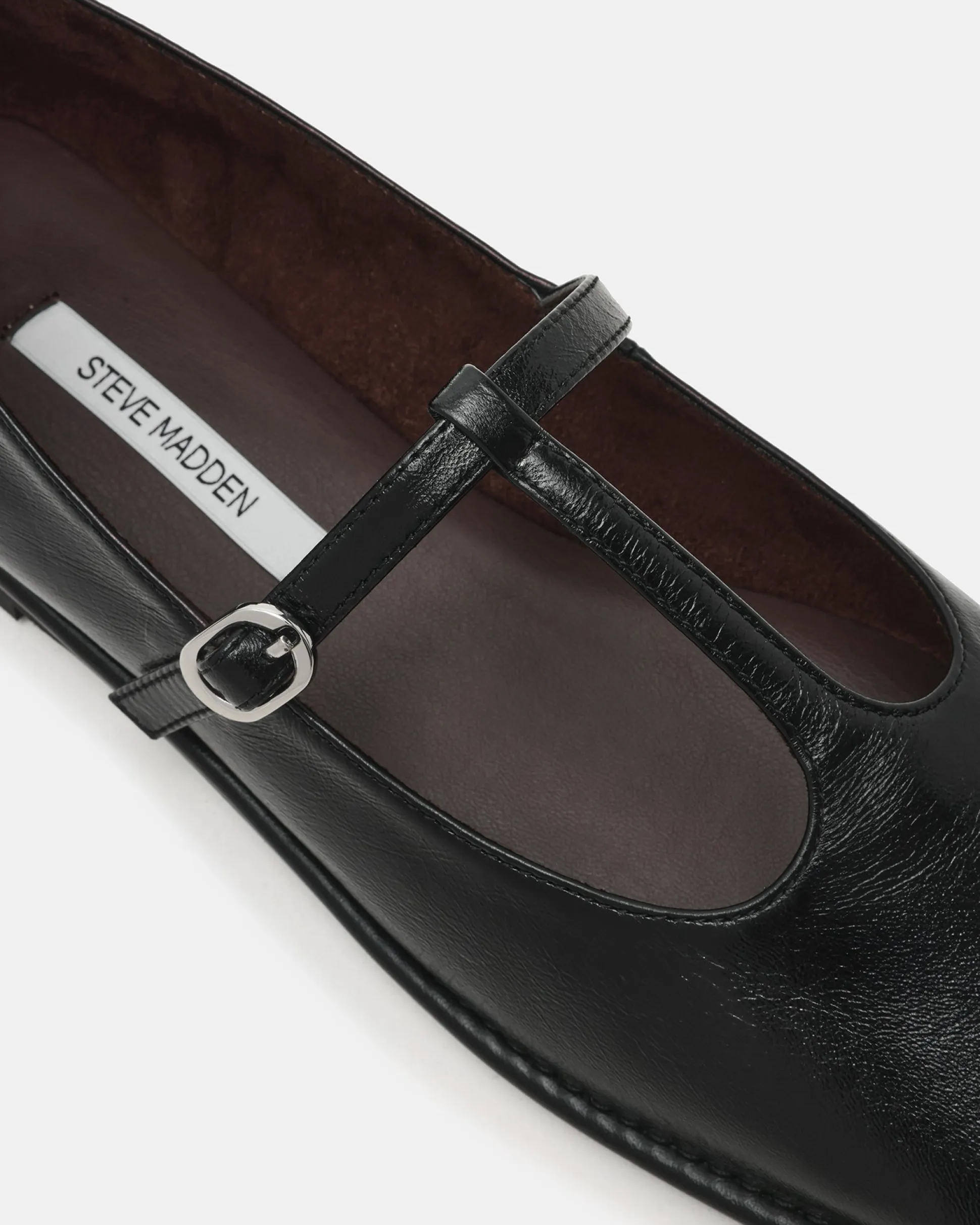 Macbeth Black Leather