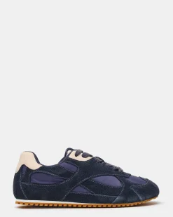 Mila Navy