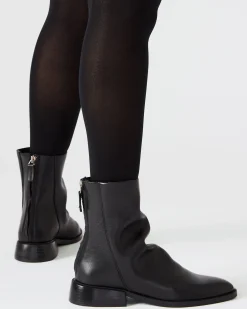 Nexie Black Leather