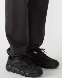 Pace Black