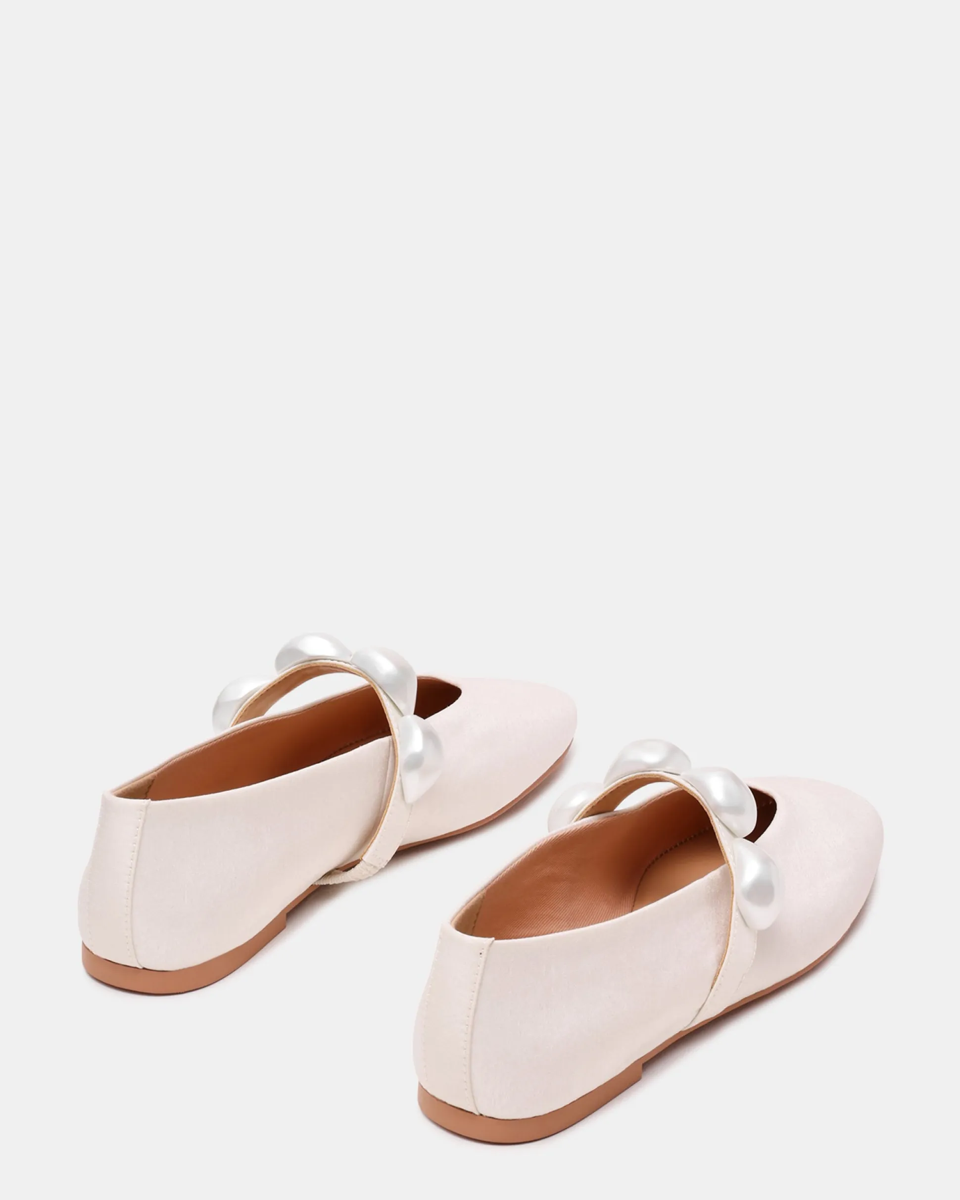 Poppin Pearl White