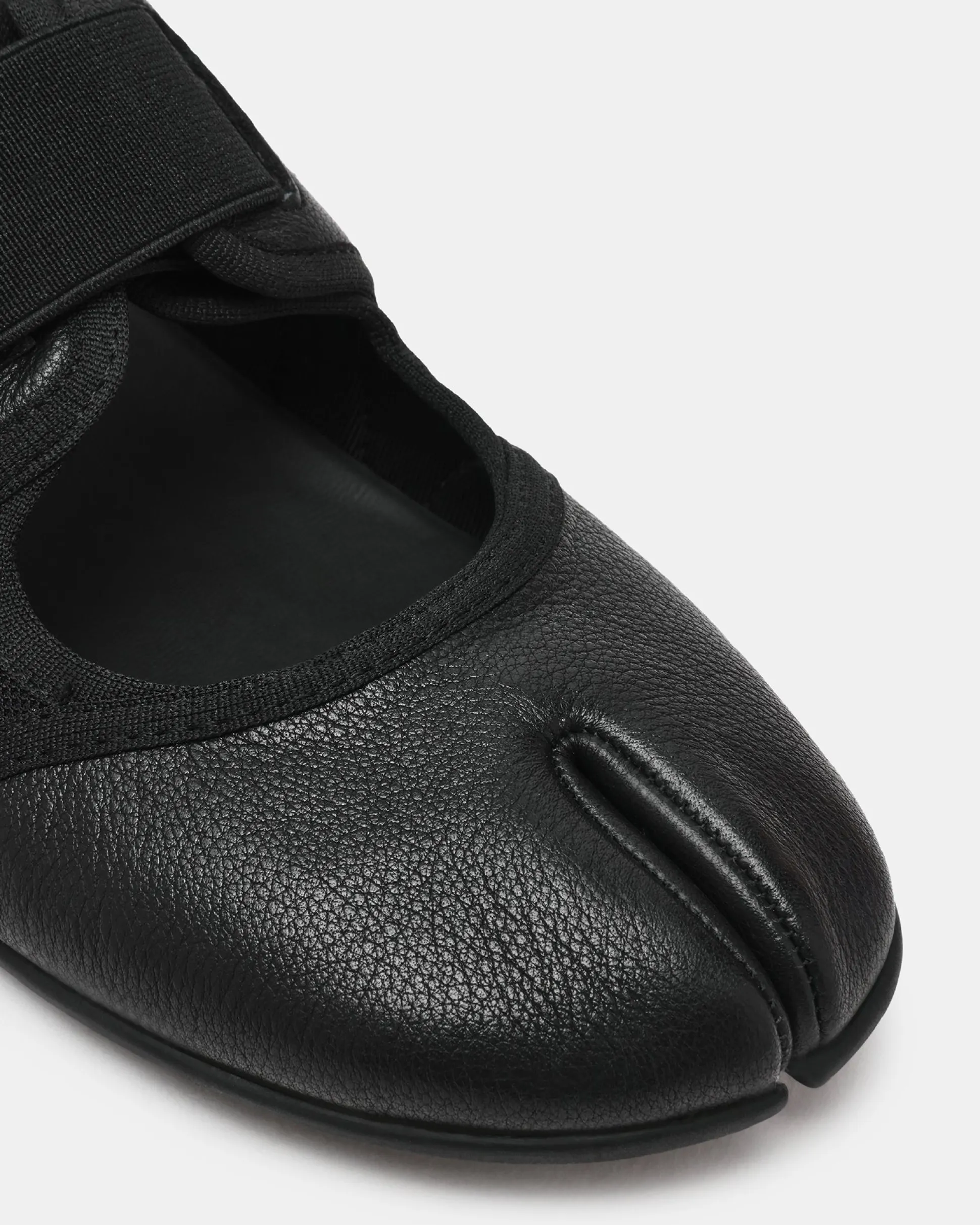 Rapid Black Leather