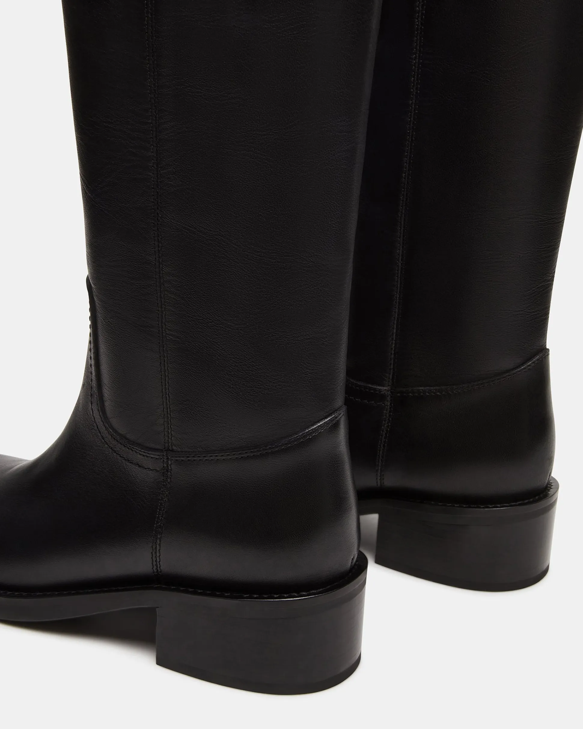Riggs Black Leather