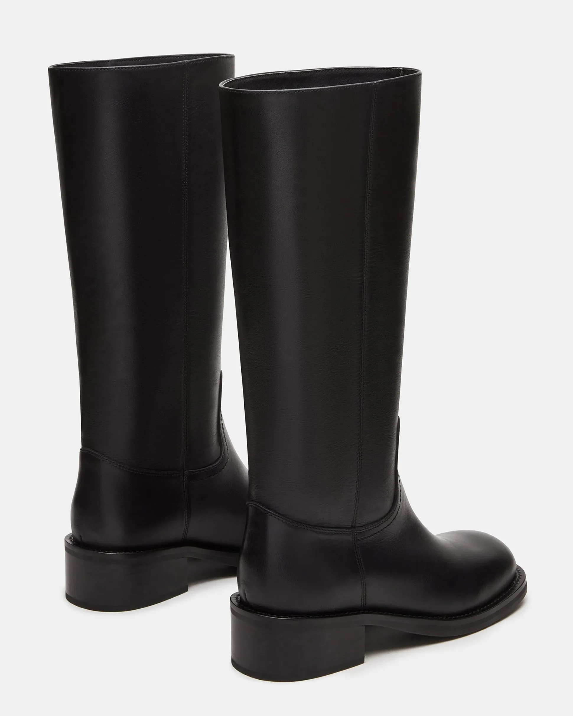 Riggs Black Leather