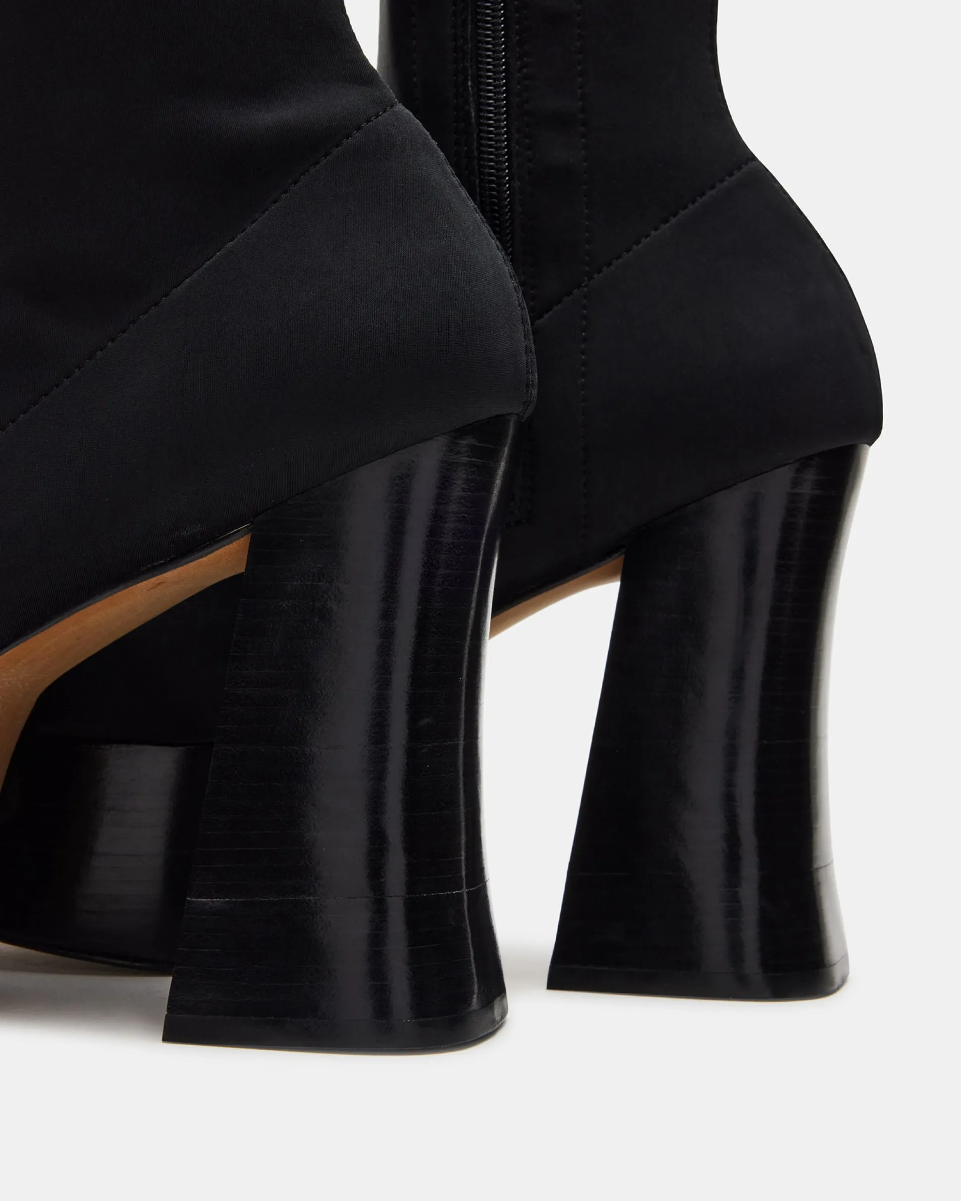 Soho Black