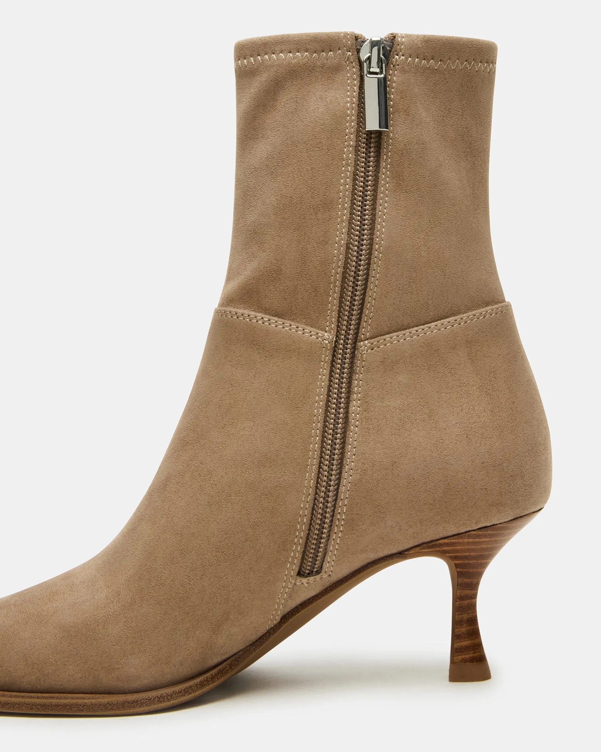Stasia Taupe