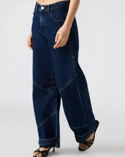 Tre Dark Wash Jean