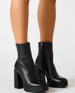 Tyra Black Leather