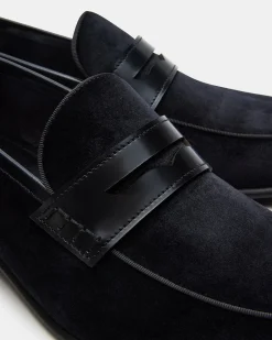 Yardly Black Velvet