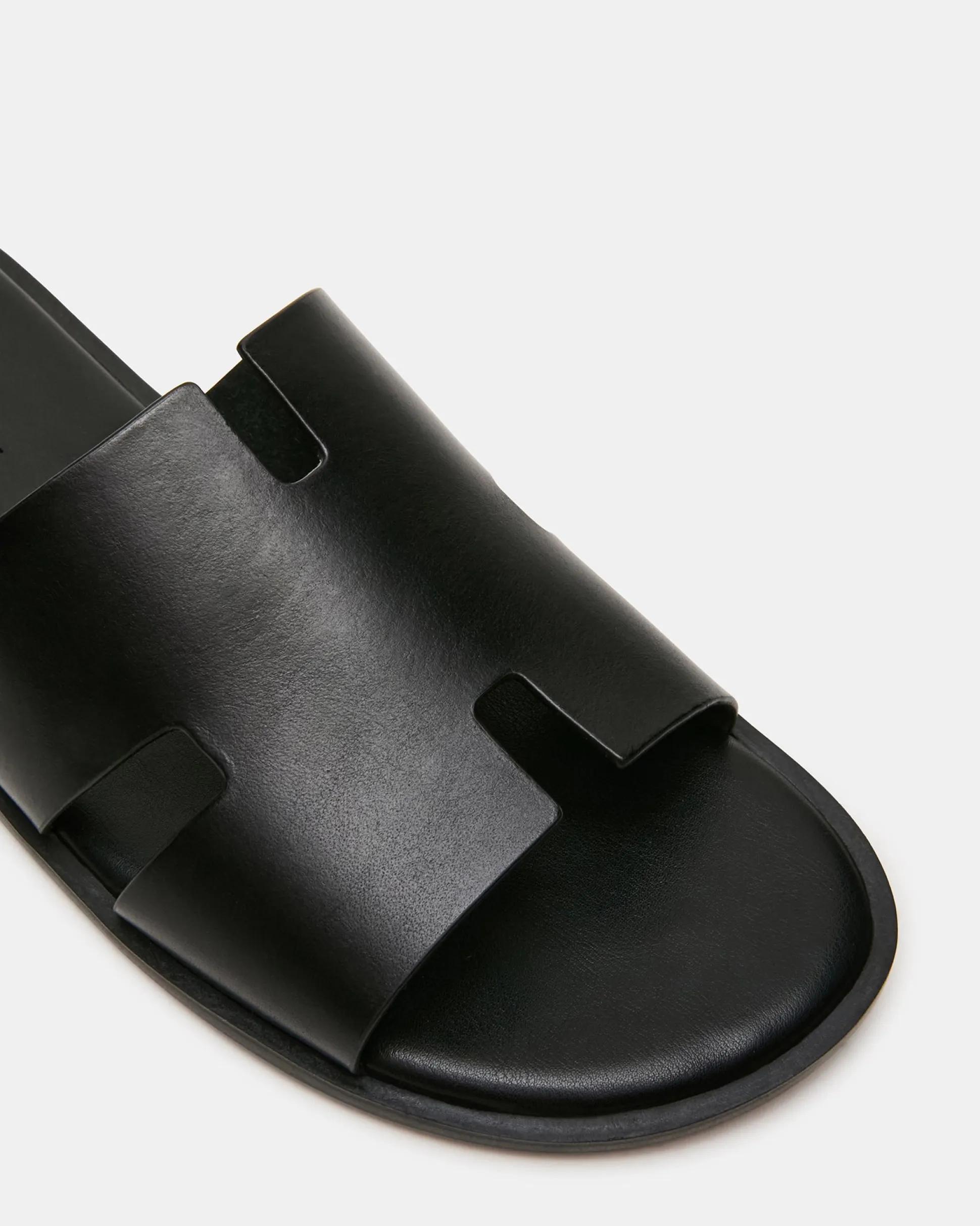 Yussuf Black Leather